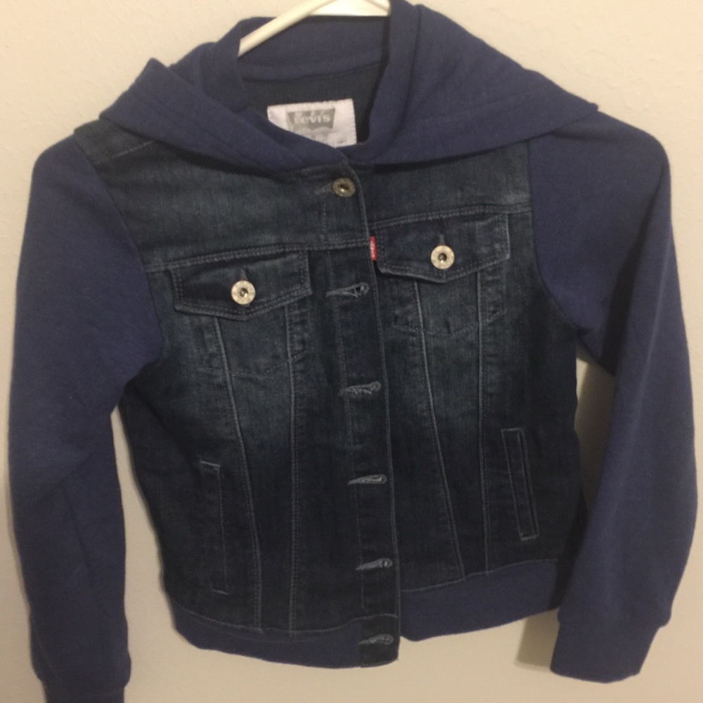 Levi’s boys denim jacket with hood.